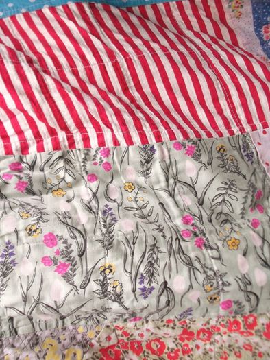 vintage scrap quilt, antique quilt, Rag quilt