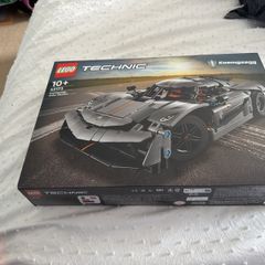Lego Technic Koenigsegg car