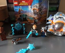 Lego Marvel set 76102