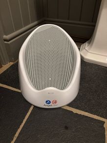 Anglecare soft touch baby bath support