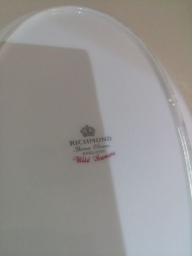 Richmond Bone China Soup Coupes & Saucers Set 'Wild Anemone'