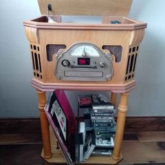 record player - steeple tone vintage style