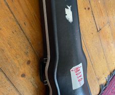 Hard violin case