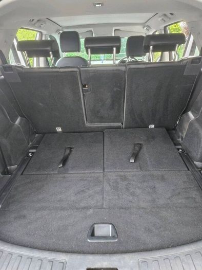 Land Rover Discovery Sport HSE 7Seat Automatic