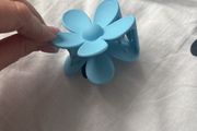 Blue flower hair claw clip