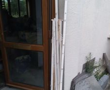 Curtain rails x 4.FREE