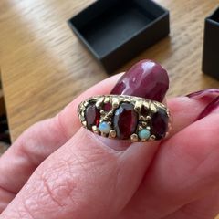 Vintage Ring - 9ct Gold Garnet & Opal stones - size K
