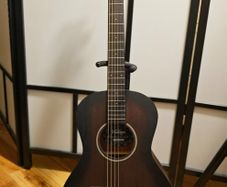 Vintage Statesboro V880WK Parlour Acoustic Guitar + Gig Bag