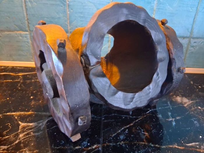 Wooden wine holder Cannon