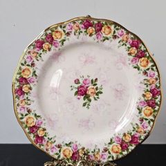 Royal Albert "Old Country Roses" Peach Damask Dessert Plate