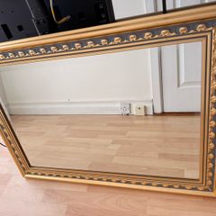Beautiful gold mantle piece mirror