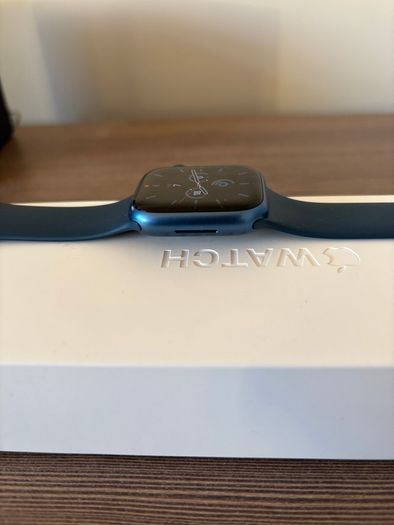 Apple Watch Series 7 - 41mm blue