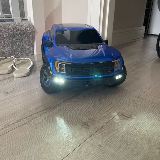 Ford Traxxas Raptor 4x4 VXL