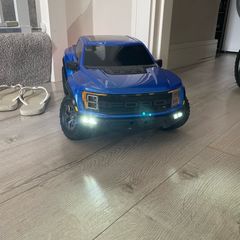 Ford Traxxas Raptor 4x4 VXL