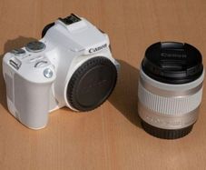 Canon EOS 250D White Edition - Like New, Boxed, Extra Battery