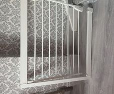 Noma  stair gate