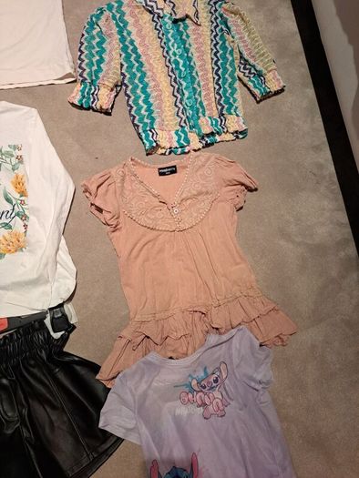 Girls 8-9 top  bundle
