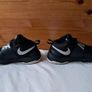 nike team hustle size 4 eu 36.5 black In excellent condition Image 6