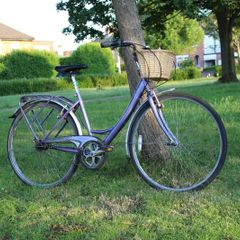 Vintage Ladies 3 Speed City Bike Basket and Rear Rack Fully Working