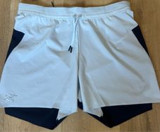 Arcteryx Norvan Short 5 M - BNWT (Alphine / Blk Sapphire)