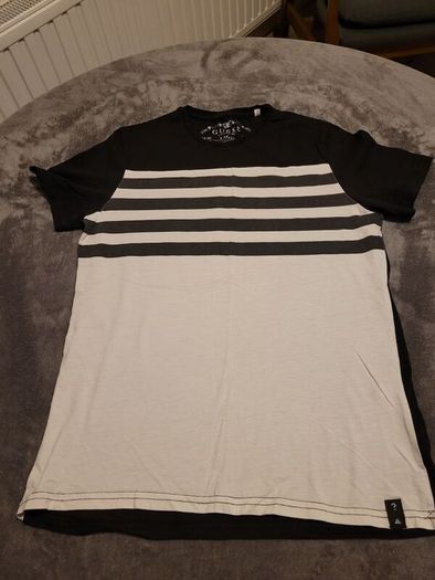 mens guess t shirt