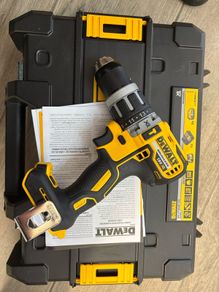 Dewalt dcd796 drill and dewalt case