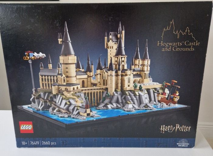 Lego Hogwarts Castle and Grounds