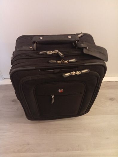 New Travel Business Language in the wheels