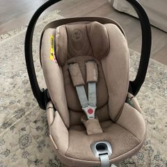 Cybex Cloud T Plus i-Size Car Seat & Base T - Cozy Beige