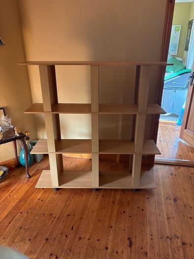Shelf Unit