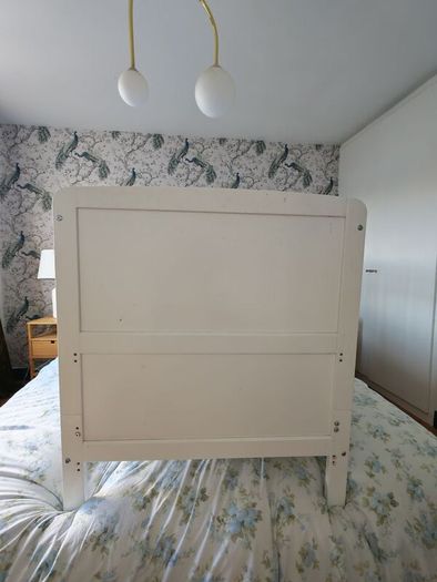 Cot/junior bed/matress/bumper/sheets