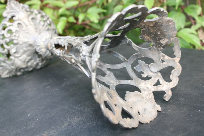 Vintage Art Nouveau Ornate Pierced Filigree Flower Vase Antique Silver Tone H-11"
