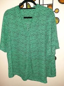 Gallery Green Polkadot Top , UK 18 , Excellent Condition