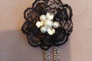 Vintage floral lace brooch