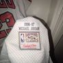 Chicago Bulls - Michael Jordan 23 Jersey. Image 3