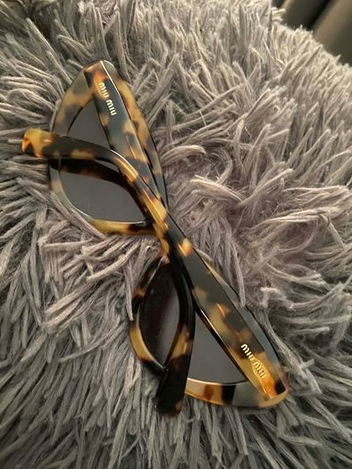 Miu miu cat eye sunglasses great condition purchased in arnotts