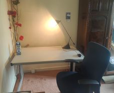 Computer desk and chair for sale 70euros. Price reduced//))