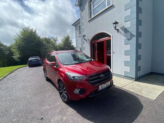 Ford Kuga 2018 ST line, heated seats & Sun Roof.
