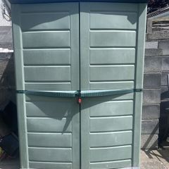 Keter Plastic Shed / Garden Cabinet