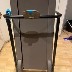 Folding magnetic treadmill