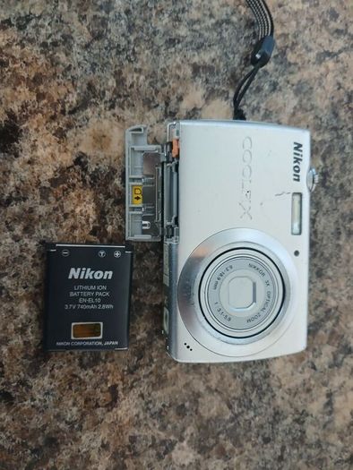 Nikon Coolpix