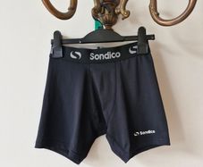 childrens football shorts skins (age 11-12)