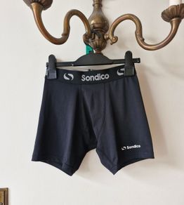 childrens football shorts skins (age 11-12)