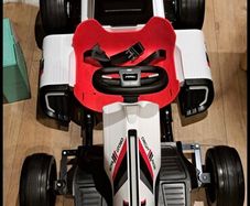 Kids electric car 12V