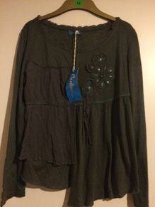 Ladies Top New With Tags