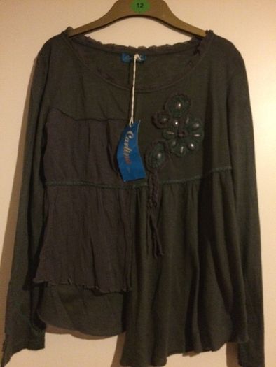 Ladies Top New With Tags