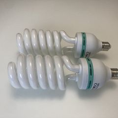 2 x 125Watt Equivalent 5500K Flourescent Bulbs E27