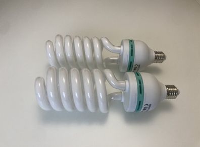 2 x 125Watt Equivalent 5500K Flourescent Bulbs E27