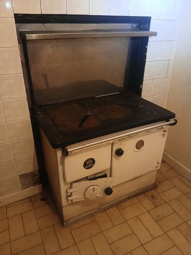 Stanley stove  - Castlerea, Co Roscommon