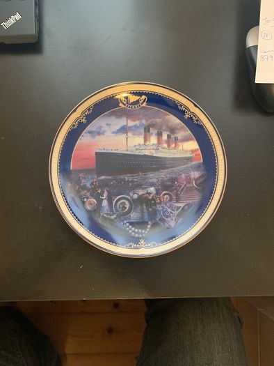 TITANIC Collectable Plate